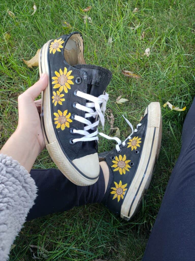 Converse sneakers with handpainted sunflowers